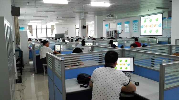 電子商務實驗室 商務信息咨詢的創(chuàng)新引擎